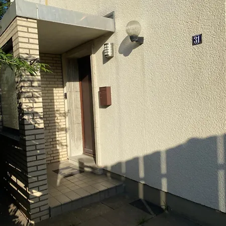 Monteurunterkunft Haus Schwarzenmoor بيت للعطل